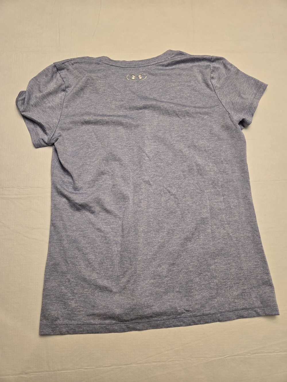 Under Armour Women’s Loose HeatGear V-Neck Performance T-shirts - Set Of 3 - Picture 5 of 12